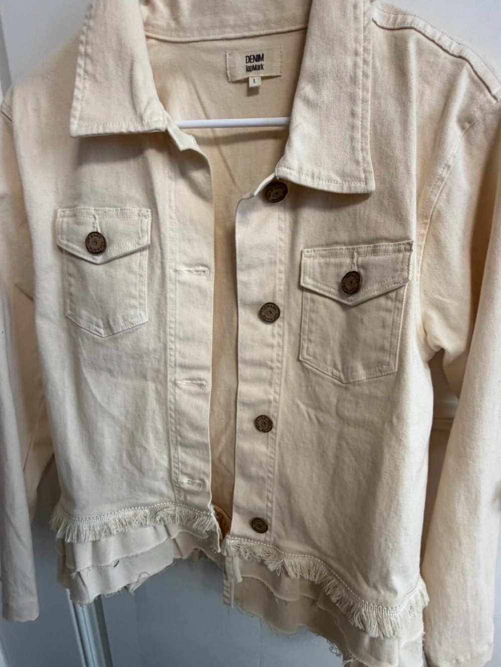 DENIM TopMark Cream Ruffle Hem Fringe Denim Jacket - Size L - Picture 10 of 15
